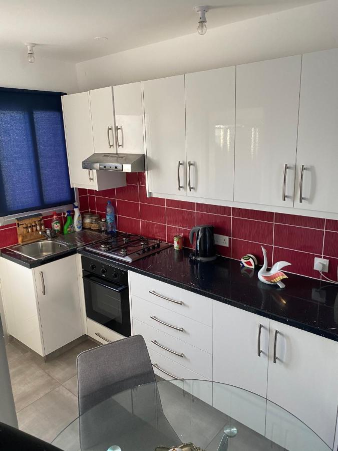 Cosy Apartment In The Heart Of Kato Paphos Buitenkant foto