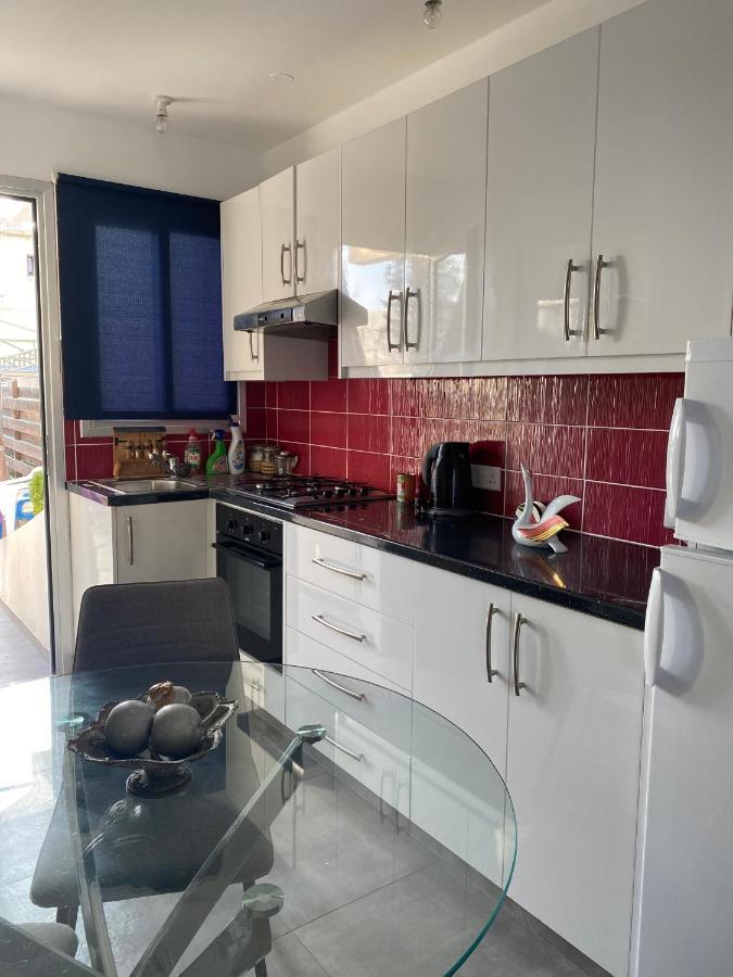 Cosy Apartment In The Heart Of Kato Paphos Buitenkant foto